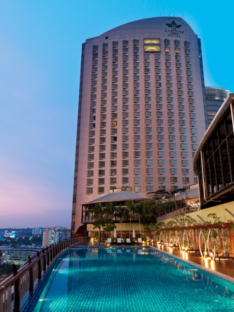 The Gardens Hotel and Residences Infinity Pool