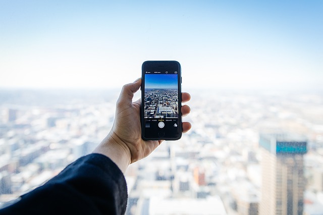 5 best apps to download when you’re travelling