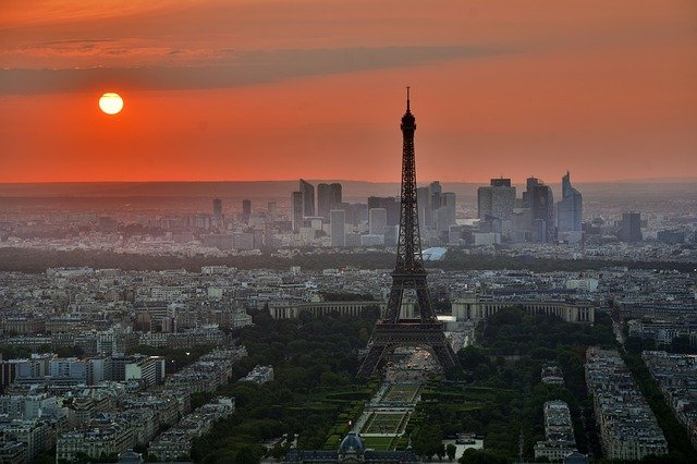 Relocating to Paris? Here’s what to expect