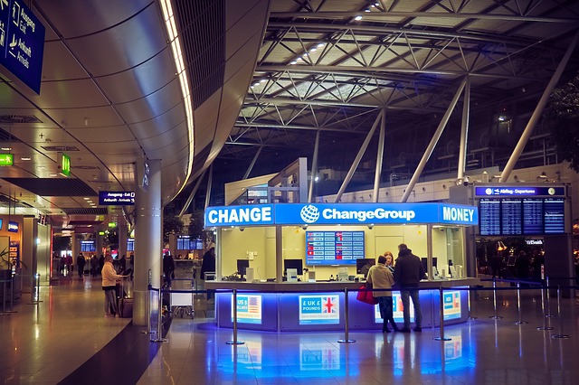 Tips to keep your money safe while travelling