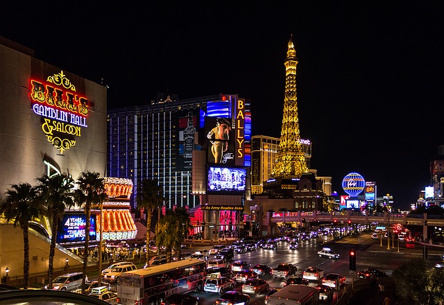 Top Tips For Saving Money On Your Vegas Honeymoon