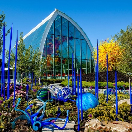 Chihuly Gardens