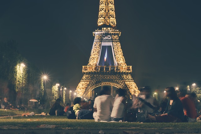 Top Five Tips for Students Looking to Travel to France