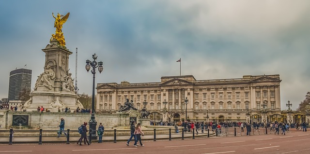 5 facts about Buckingham Palace