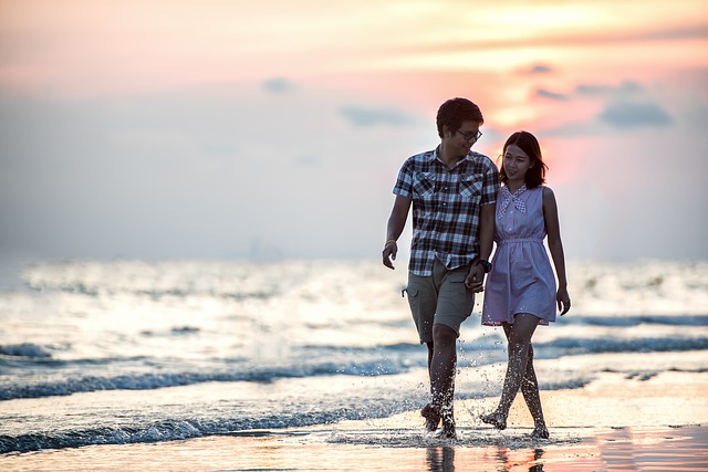 When and Where to Honeymoon